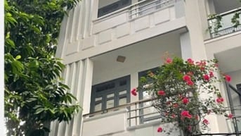 HẺM VIP 108/2A TRẦN QUANG DIỆU QUẬN 3 GIÁ 40TR -3 LẦU CHO THUÊ  