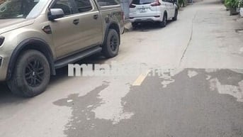 Nhà 30x4 tầng phố Nam Dư Hoàng Mai giá nhỉnh 5 tỉ