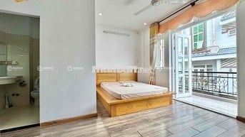 CĂN HỘ 1 Phòng Ngủ - ban công - full nội thất đẹp - Ngay Etown