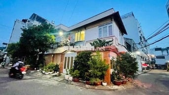 Nhà Đẹp Lô Gốc 2 Tầng — 100m2 Gần Hoà Bình Luỹ Bán Bích ( 8m x 12m)