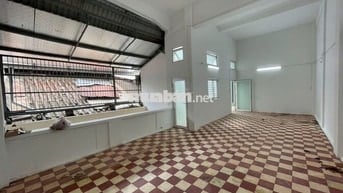 Cho thuê nhà 2mặt tiền Ưu Long, P.11, Q.8 giá 30tr