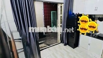 Cho thuê nhà nguyên căn, hẻm 341Lạc Long Quân,chợ hoa tươi Đầm Sen