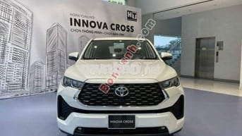 Toyota Innova Cross 2.0 CVT 2025