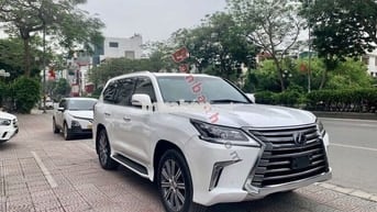 Lexus Lx570 màu trắng nội thất nâu nappa.