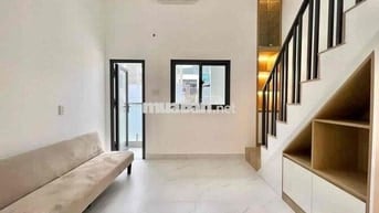Có Gác Mới 100% Đầy Đủ Nội Thất - Ngay Hoàng Hoa Thám, HVHK