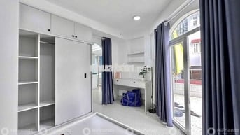 CĂN HỘ DẠNG 1PN FULL NỘI THẤY / BAN CÔNG LỚN GẦN CẦU CHỮ Y
