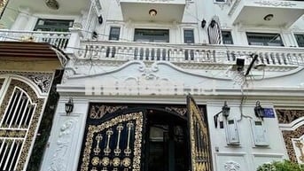 🍀🍀 CHO THUÊ NHÀ PHỐ CAO CẤP - HẺM 2177 HTP - NHÀ BÈ.  - Diện tích: 5m