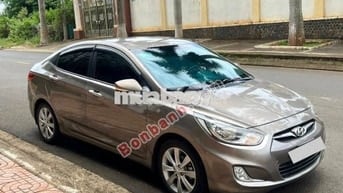 Hyundai Accent 1.4 AT 2012