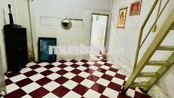 Cho thuê nhà hẻm 72 đề thám nằm gần chợ