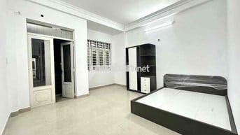 😍 CHDV 1 PHÒNG NGỦ - TÁCH BẾP có BAN CÔNG và CỬA SỔ ngay KHUÔNG VIỆT 😍