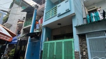 Nhà hẽm xe hơi q6 giá chỉ nhỉnh 7đồng.
