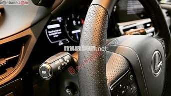 Lexus ES 250 F Sport 2025