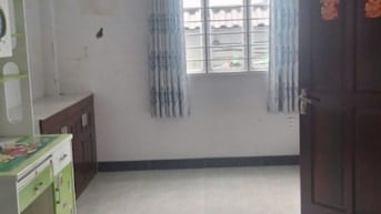 Cho thuê nhà nguyên căn hẻm 30 /99 Lâm Văn Bền, phường Tân Kiểng, Q7. 