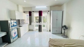 CHÍNH CHỦ CHO THUÊ STUDIO BAN CÔNG NGAY ĐỀ THÁM FULL TIỆN NGHI