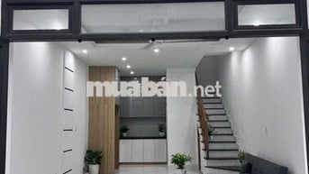 Nhà 1 trệt 1 lầu, 2 phòng ngủ, diện tích 32m2, pháp lý chuẩn