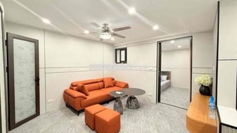 Oto đỗ cửa tập thể phố Đại La nhà đẹp gần trường đại học kinh tế 60m T
