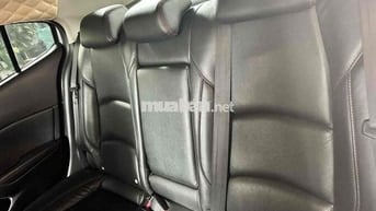 Mazda 3 2015 1.5 AT Sedan - 86000 km