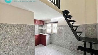 Chung cư mini giá rẻ gác cao ngay cầu vượt ngã tư ga gần NTTU