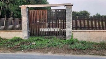 Chủ ký gửi bán lô đất có sẵn hàng rào kiên cố