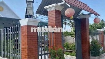 ÔNG BÀ LỚN TUỔI CẦN BÁN GẤP LÔ ĐẤT VƯỜN