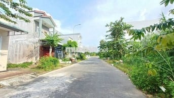 Cần vốn kinh doanh cần bán gấp lô đất MTien Liên ấp 123,V.LộcB,BC 90m