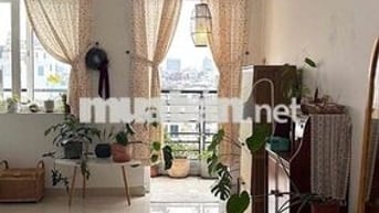 CĂN HỘ BAN CÔNG FULL NỘI THẤT QUẬN 1 GẦN KÊNH NHIÊU LỘC