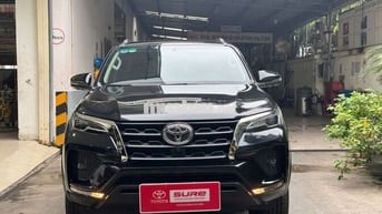Fortuner 2.7V 4x2 AT 2024  - 2.700 km - Còn Giảm