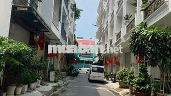 Bán nhà 3 LẦU chợ BÀ HOM 1SEC tỉnh lộ 10 ( SỐ HỒNG RIÊNG)