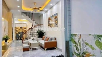 NHÀ ĐẸP KHƯƠNG HẠ - XE CON NGỦ TRONG NHÀ - FULL NỘI THẤT - Ở NGAY !