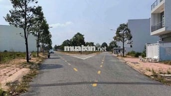 Đất ngon giá còn ngộp Đ.Đoàn Nguyên Tuấn , Tân Quý Tây,BChánh Full thổ