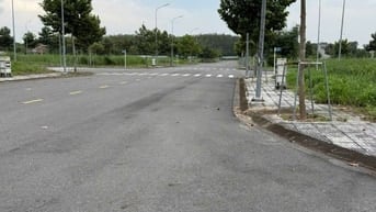 ĐẤT MẶT ĐƯỜNG DT 742, GẦN KCN VISP II MỞ RỘNG CÁCH CHỢ CÓ 500m