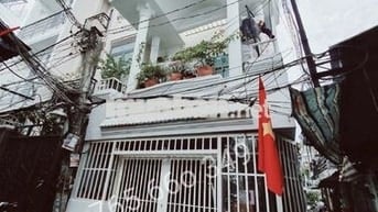 BÁN NHÀ GẤP - 2 MT KỀ QUẬN 1- HXH- 49MV- DƯƠNG BÁ TRẠC.QUẬN 8 - 5,5 TỶ