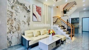 CHỈ 6.2TỶ- NHÀ HẺM XE HƠI SÁT ĐẦM SEN- 3TẦNG ĐẸP- 60M2