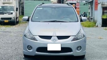 Mitsubishi Grandis 2005 2.4 AT - 165000 km