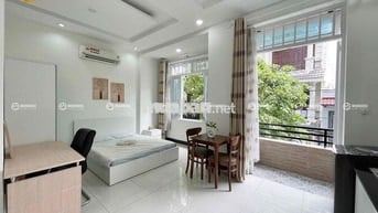 Studio ban công, máy giặt riêng, full NT mới ngay ETown, K300, 7 Hiền