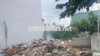 sở hữu ngay lô đất nền vị trí siêu đẹp kế góc đường lớn ,giá chỉ 2.3 T
