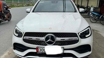 Mercedes Benz GLC 2021 300 4MATIC - 58000 km