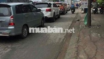 Bán nhà mặt tiền Tỉnh Lộ 10 – ngay chợ, gần trường học, vừa ở vừa kinh