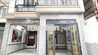 BÁN NHÀ 1 LẦU 1 TRỆT - NGAY CHỢ TÂN VẠN