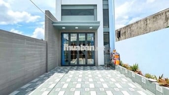 Bán NHÀ  sổ hồng riêng giáp ranh thành phố Hồ Chí Minh