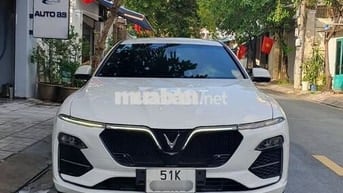 Vinfast Lux A - Bản Premium 2022