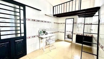 Cho Thuê Phòng Gác Cao Rộng Thoáng Có Nội Thất Gần ĐH Văn Hiến Tân Phú