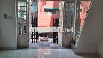 Cho thuê nhà hẻm 3m Phan Tây Hồ, PNhuận, 72m2 ngang 4.8m, 2 tầng, 10tr