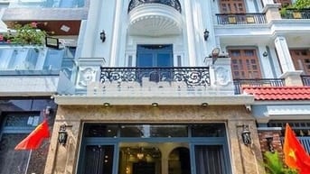 🟣🟣🟣🟣🟣 LUXURY NHÀ ĐOÀN DI BOM XE HƠI 🟣🟣🟣🟣🟣