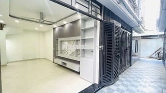 6 TỶ GIÁ SỐC CÓ 102, NHÀ MỚI, Ô TÔ 7 CHỖ ĐỖ GỬI NGAY NHÀ
