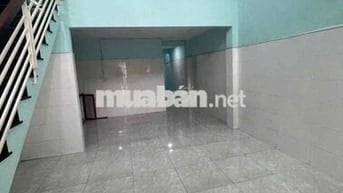 nhà 4x14m 1 trệ 1 lửng 2 phong ngủ 2wc, hẻm xe hơi