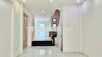 Nhà Mới Đẹp DT4x20 1Trệt 2Lầu 3Pn 4Wc Sân Đậu Ôtô Hẻm Xe Tải Ngã Tư Ga