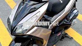 Airblade 125 mẫu 2015 1chủ ít đi máy zin100% mới98