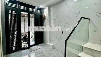 cần bán nhà gấp ngay ÂU Cơ (13m2)