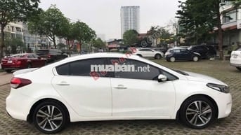 Cerato 1.6AT 2018 màu trắng 5v